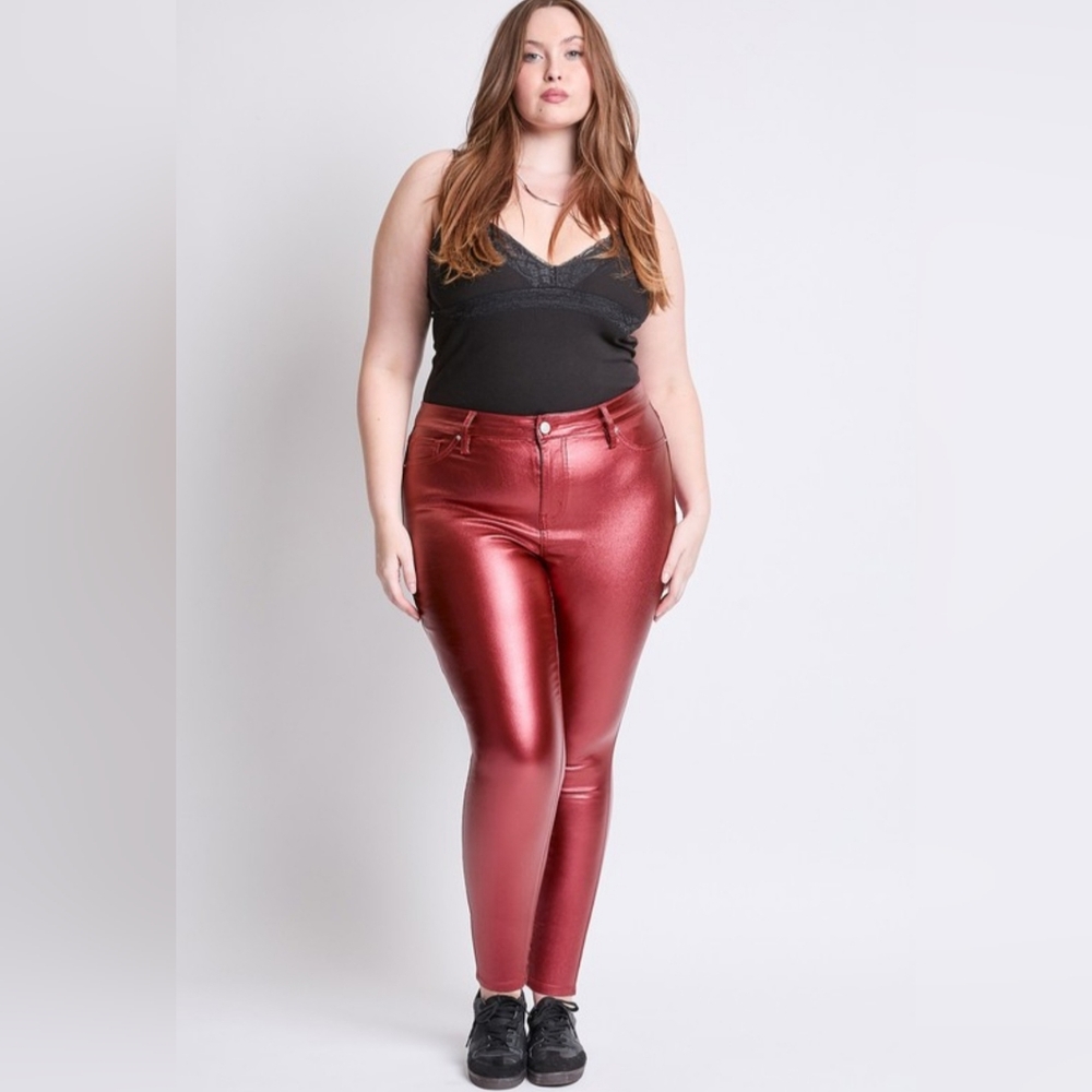 Plus Size Metallic High Rise Skinny